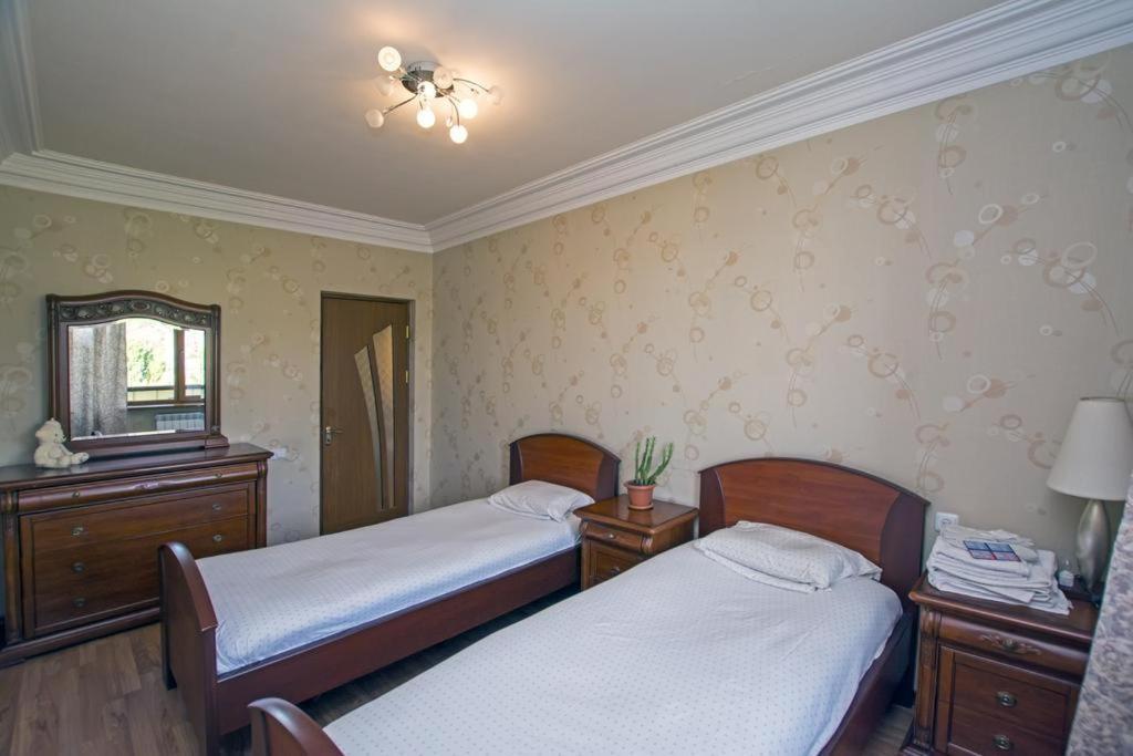 Lesi Apartament Yerevan Ngoại thất bức ảnh