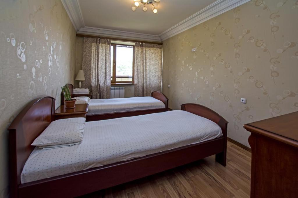 Lesi Apartament Yerevan Ngoại thất bức ảnh