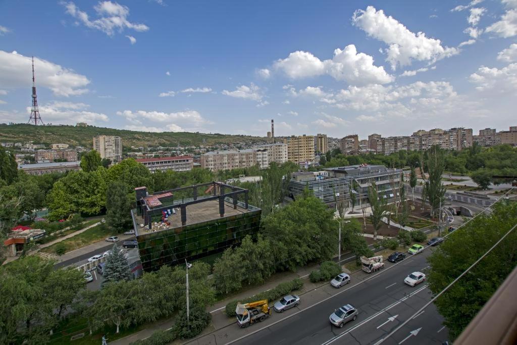 Lesi Apartament Yerevan Ngoại thất bức ảnh