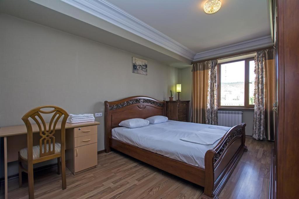 Lesi Apartament Yerevan Ngoại thất bức ảnh